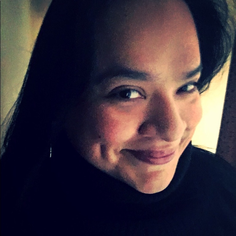 Meet your Posher, Elizabeth